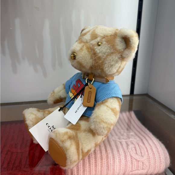 COACH Ski Bear Collectible In Signature Shearling C7059 Tan Multi NWT - Picture 2 of 13